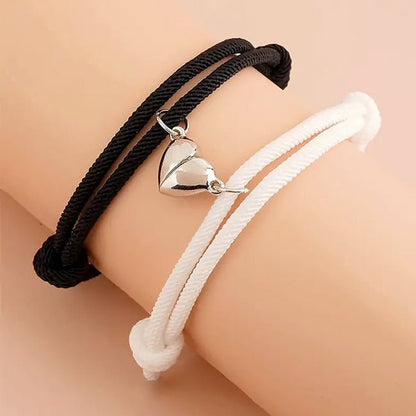 SoleMates™ Ensemble de Bracelets Magnétiques