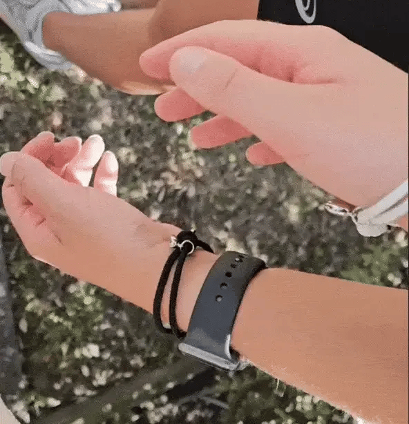SoleMates™ Ensemble de Bracelets Magnétiques