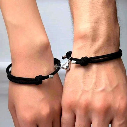 SoleMates™ Ensemble de Bracelets Magnétiques